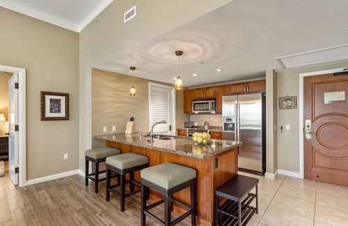 Kaanapali Condominio | Maui Resort Rentals: Honua Kai Hokulani 112 – Super Quiet and Private Ground Floor 2BR, Easy Access to Pools, Beach, and BBQs, Large Lawn Area!