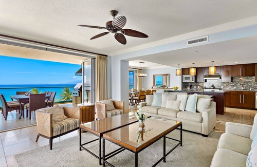 Kaanapali Condominio | Maui Resort Rentals: Honua Kai – Incredible 11 Bedroom Oceanfront Gem, Over 7200 combined Sq. Ft. w/ Built-in Viking B.B.Q.!