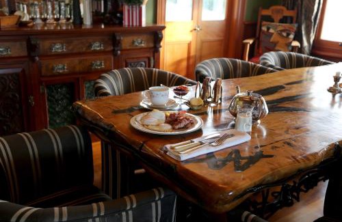 Cambridge Cama Y Desayuno | Maungakawa Villa