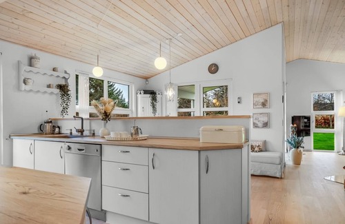 Hou Casa | "Maunu" - from the sea by Interhome