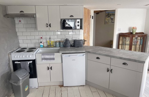 Kilcrohane Cabaña | Maura’s Cottage on the Coast