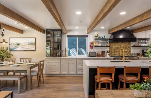 Summit Estates Cabina | Maverick's Peak, GameRoom, Spa, 5 Bedroom with AC!