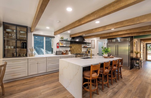 Summit Estates Cabina | Maverick's Peak, GameRoom, Spa, 5 Bedroom with AC!