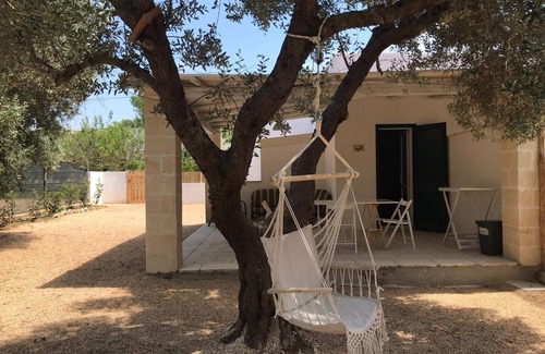 Maruggio Casa | Villa "Maviglia" con amplio jardín