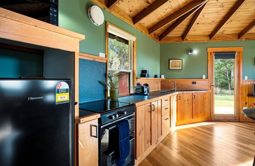 Adventure Bay Cabaña | Mavista Cottage - Perfect couples escape in Adventure Bay!