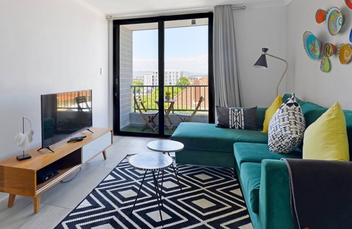 Observatory Apartamento | Mawethu | Charming Observatory Apartment | Pool