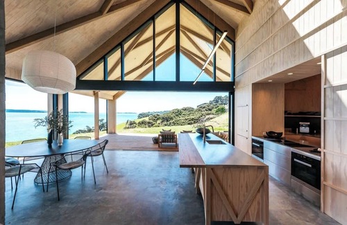 Oneroa Casa | Mawhiti - Stay Waiheke