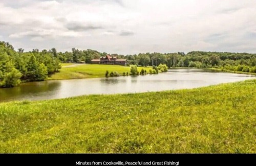 Baxter Cabina | Maxwell Lake Cabin near Burgess Falls State Park
