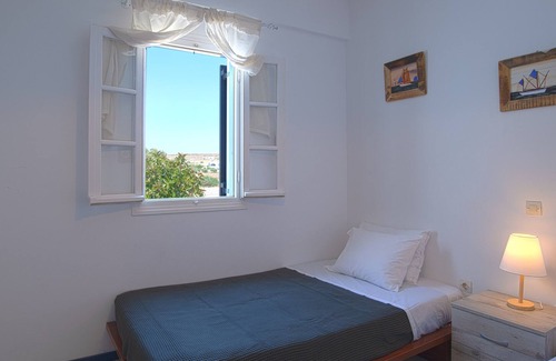 Ampelas Condominio | Apartamento en primera línea de mar en el centro de ampelas paros.