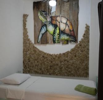 Buena Vista Hostal | Maya Jade Surf Dorm