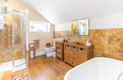Cosheston Casa | Mayeston Barn Holiday Home