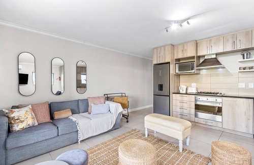 Century City Apartamento | Mayfair 246 - Una Habitación Piso, Capacidad 3