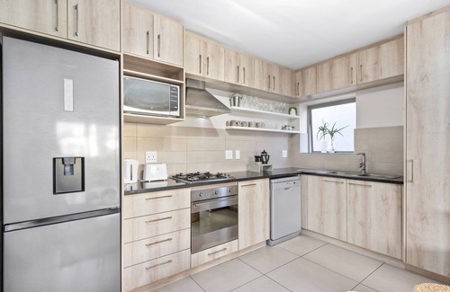 Century City Apartamento | Mayfair 246 - Una Habitación Piso, Capacidad 3