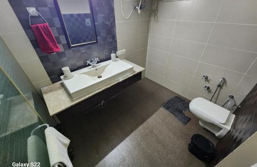 The Mall Road Villa | Mayfair Villa 4 bedroom villa
