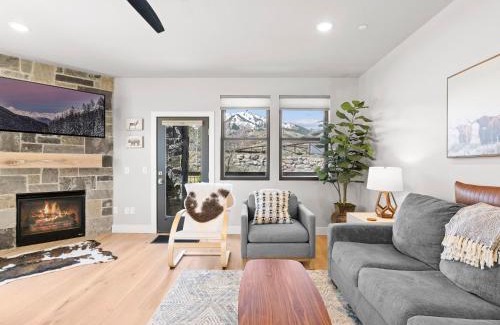 Rio Grande Complejo | Mayflower Lakeside 3 Bedroom Mountain Retreat