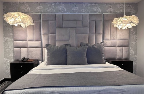 Ofin Hotel | Mayhill Hotel