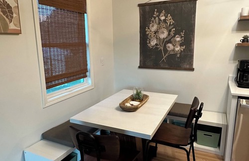 Kutzky Park Casa | Mayo Discount! Main floor 3 Bed 1 bath, 6 blocks from Mayo Clinic