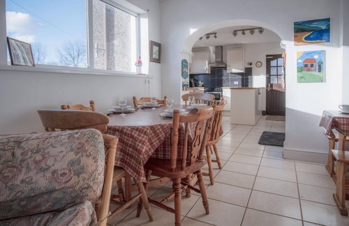 Tenby Casa | Maytree Cottage - 4 Bedroom Holiday Home - Tenby