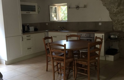 Pernes-les-Fontaines Casa | Mazet en Provenza en paz