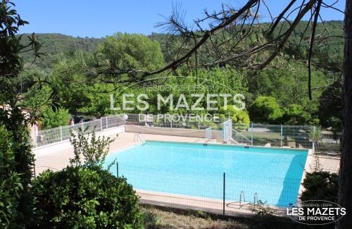 Saint-Martin-de-Bromes Apartamento | Mazet l’Olivier