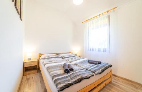 Mikolajki Casa | Mazurskie Posiadło domki wypoczynkowe Mikołajki Mazury