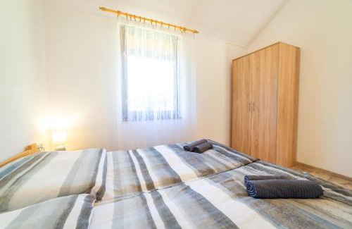 Mikolajki Casa | Mazurskie Posiadło domki wypoczynkowe Mikołajki Mazury