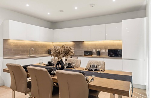 Royal Docks Apartamento | MB Executive Homes
