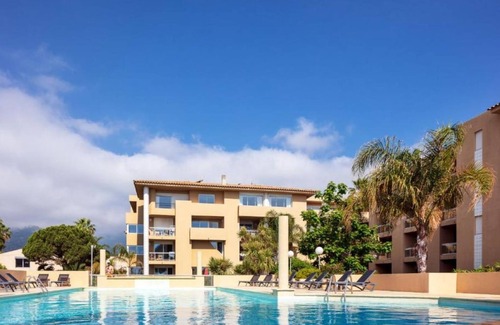 Santa-Lucia-di-Moriani Apartamento | MB4 Loggia by Interhome