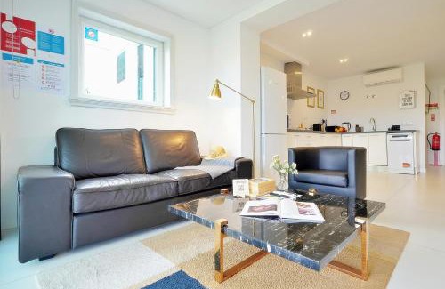 Estoril Apartamento | Mbird Estoril Riviera Flat 3