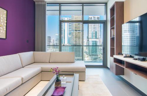 Jumeirah Lake Towers Apartamento | MBL Royal, JLT -One Bedroom with Lake View