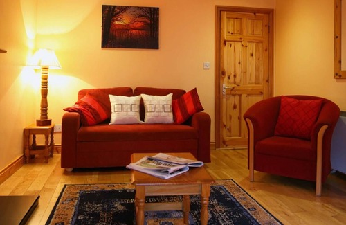 Westport Casa | Mc Carthy's Lodge & Bar