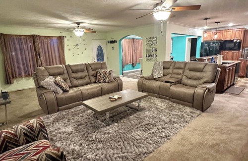 Elizabethtown Casa | MC (Modern Country) LIVING