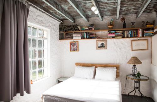 Slanghoek Cabina | McBains