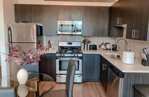 Near South Side Apartamento | McCormick 2B/2Ba for up to 8 guests w Skyline view