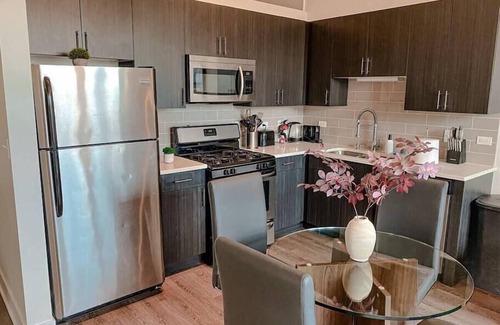 Near South Side Apartamento | McCormick 2B/2Ba for up to 8 guests w Skyline view