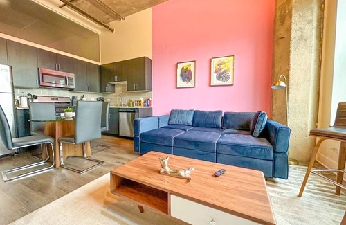 Near South Side Apartamento | McCormick 2B/2Ba for up to 8 guests w Skyline view