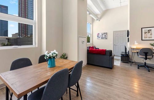 Near South Side Condominio | McCormick-Museums-Wintrust 2bd/2ba +gym&rooftop
