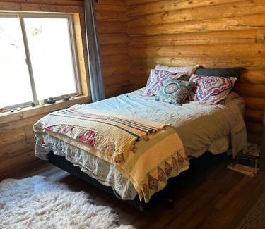 Gardiner Casa | McDonald Cabin #1 next to YNP