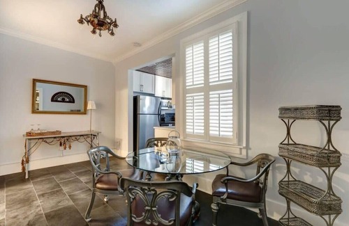 Historic District - North Apartamento | McDonough Place - Historic | Quiet | Chic