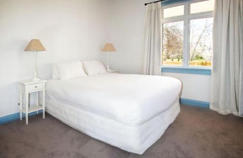 Wanaka Casa | McDougall Cottage
