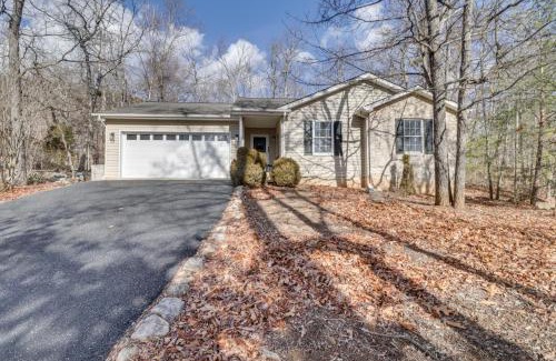 Massanutten Casa | McGaheysville Vacation Rental, 1 Mi to Skiing!