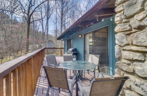 Massanutten Casa | McGaheysville Vacation Rental Yard and Fire Pit!