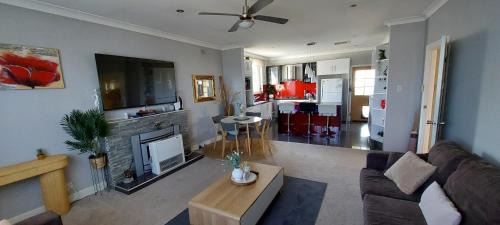 Broken Hill Casa | McGowen st accommodation
