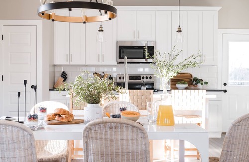 Nashville Casa | ¡Hogar brillante y contemporáneo en Nashville! ❤ Cherokee 2 por AvantStay