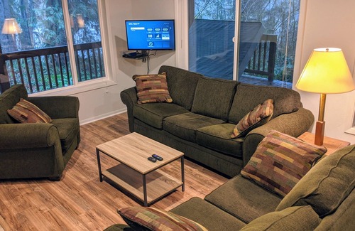 Blue River Casa | McKenzie River Cozy Cabin
