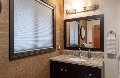 McKenzie Bridge Cabina | McKenzie River Secluded Luxury Cabin Retreat