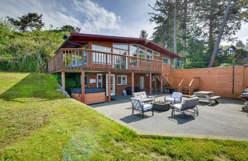 McKinleyville Casa | McKinleyville Getaway with Hot Tub and Ocean Views!
