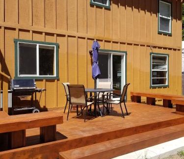 Tahoma Casa | McKinney Estate w Roof Deck Beach & Hike