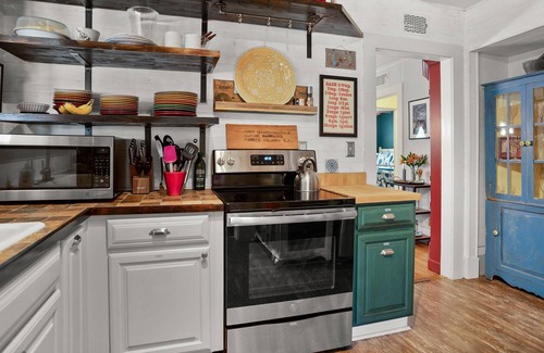 Beaufort Casa | MCRD Parris Island Grads & Families: Bungalow by the Bay in Beaufort Beaufort SC