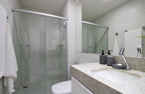 Centro Casa | MCZ Apartamento com Varanda e Vista